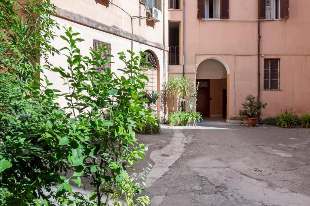 Vlad House, Close The Colosseum Rome Buitenkant foto